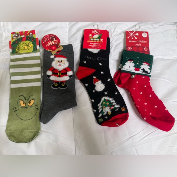 NWT 4 Holiday themed casual socks set 3 Adult 1 youth - Picture 1 of 6